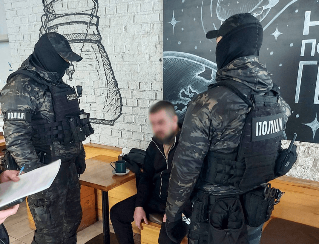 У Києві чоловік за 9000 доларів пропонував через OLX фіктивні інвалідності