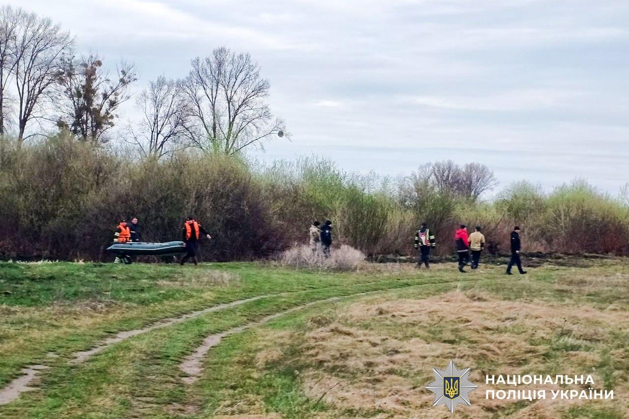 На Рівненщині потонув трирічний малюк, його чотирирічного брата шукають майже добу