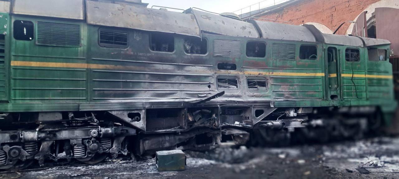 Росіяни атакували залізничну інфраструктуру на Харківщині: пошкоджено вокзал і депо