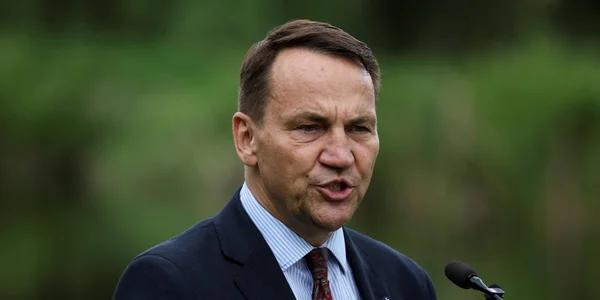 Сікорський закликав Європу готуватися до масштабної війни дронів на тлі атак «Шахедів» по Києву