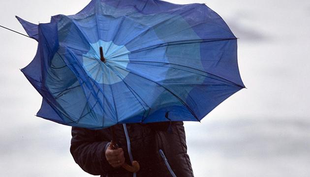 До Києва цього тижня прийде холодне повітря з півночі Європи: можливі заморозки на ґрунті та дощі