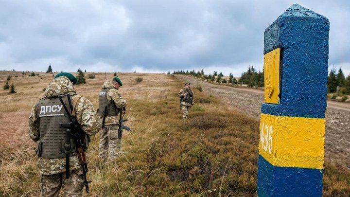 ДПСУ: у Білорусі розвивають військову інфраструктуру, але загрози вторгнення наразі немає