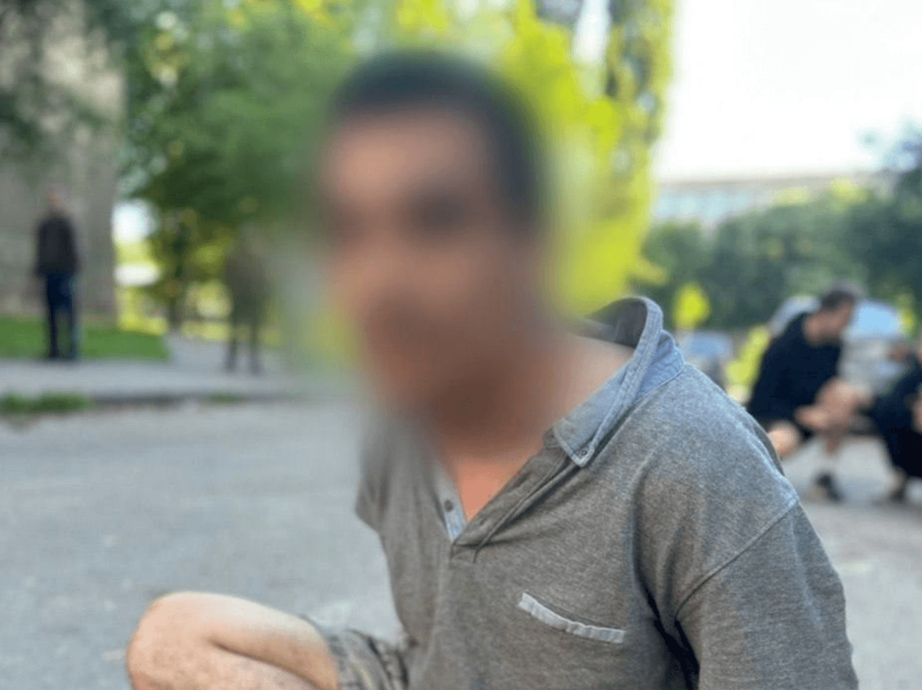 На Солом’янці чоловік пограбував офіс, пошкоджений внаслідок ворожого обстрілу