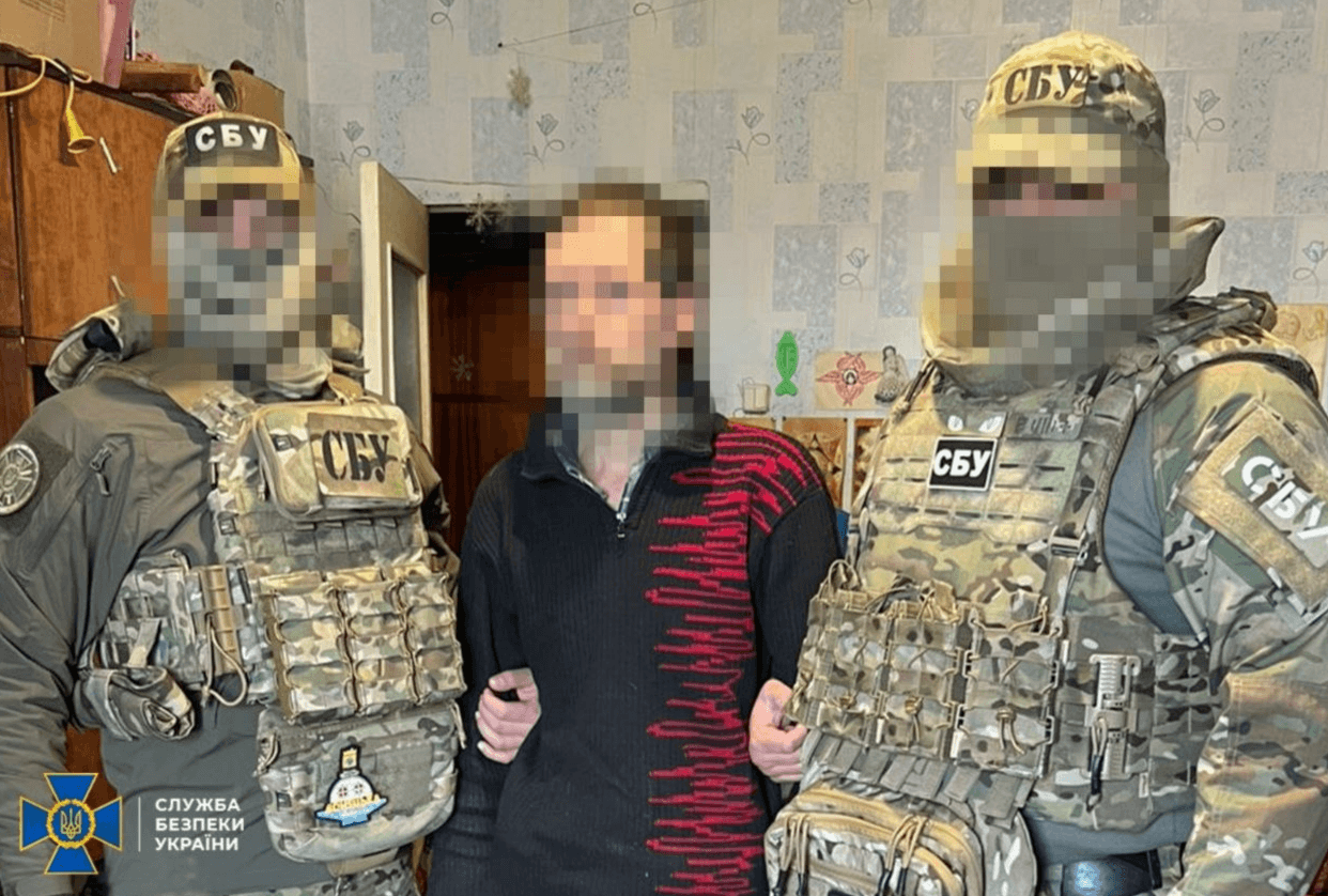 Чоловік коригував ворожі удари по Запоріжжю, маскуючись під дідуся