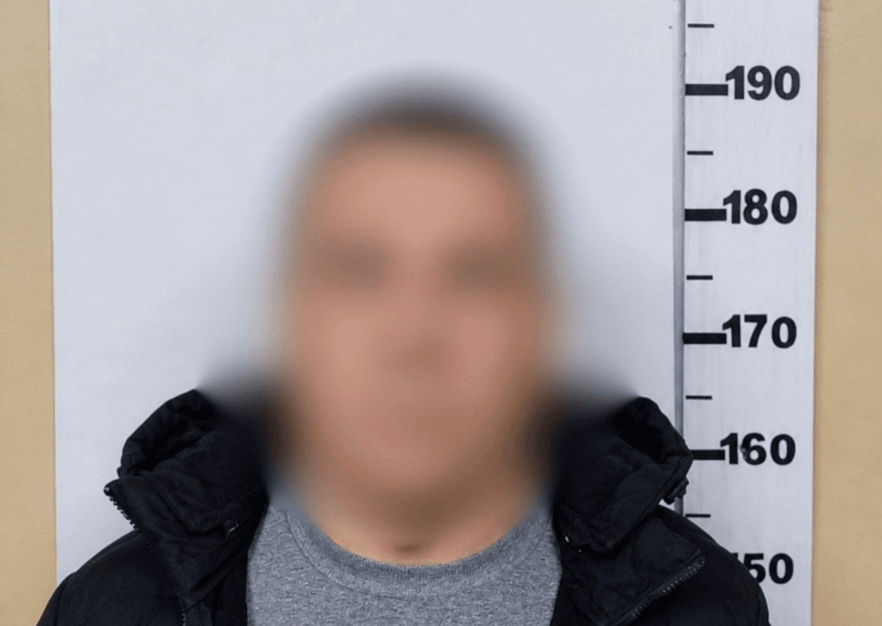 У Києві шахрай заволодів грошима пенсіонерки, виділеними їй за програмою «єВідновлення»