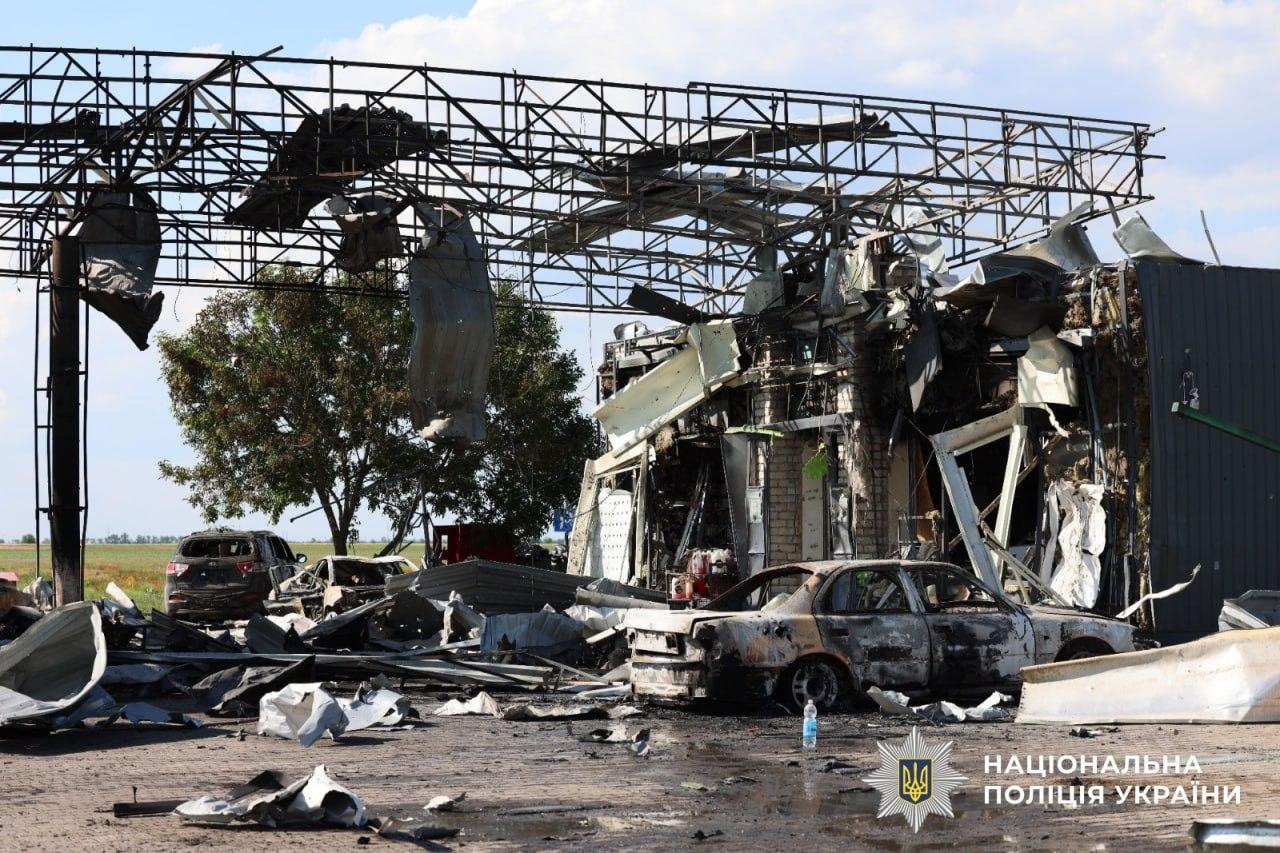 Удар по АЗС у Посад-Покровському: одна загибла та 9 поранених