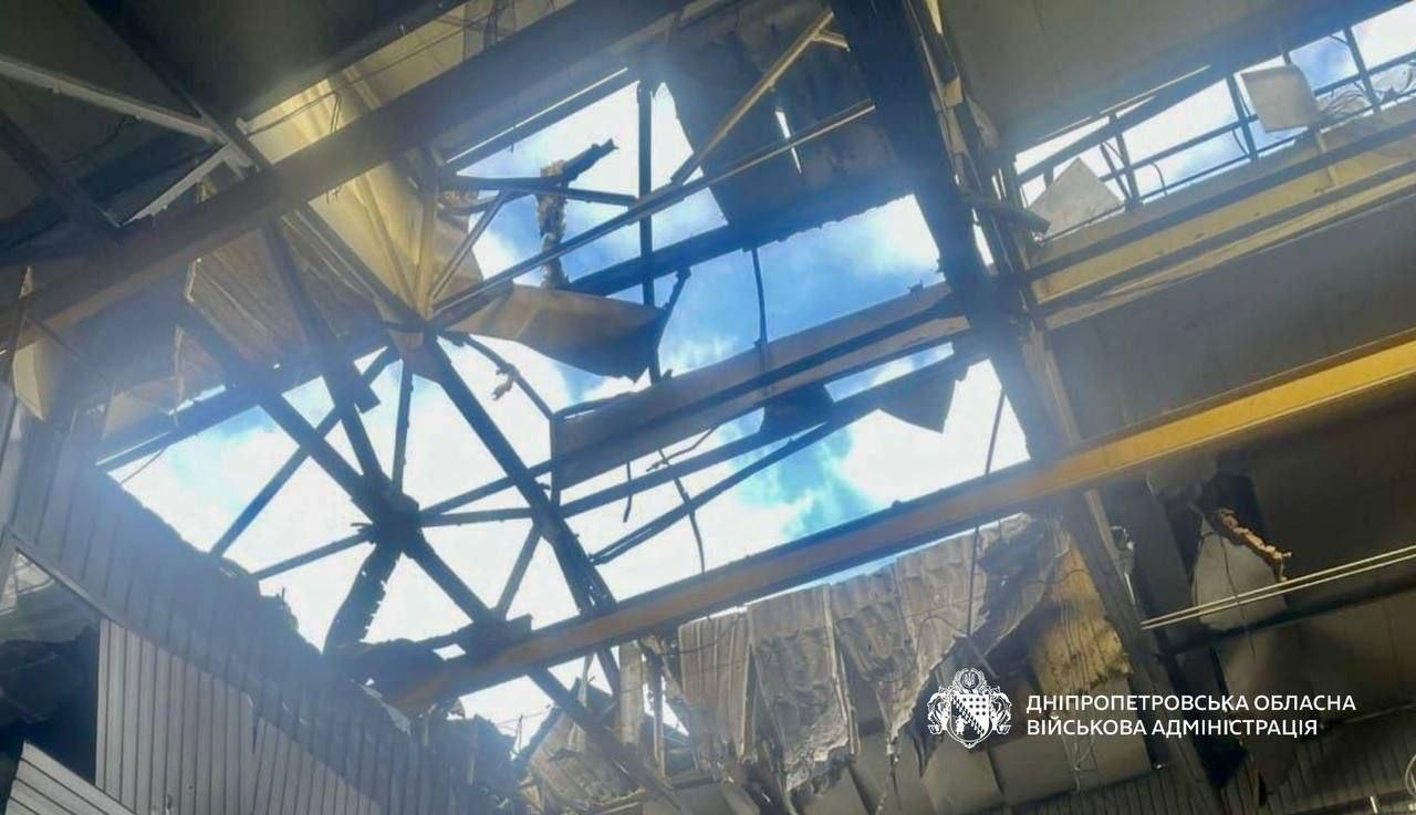 Семеро людей дістали поранень через удар РФ по Дніпру