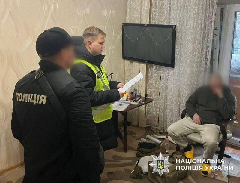 Киянин ошукав волонтера на 30 тисяч доларів під приводом продажу дронів для ЗСУ