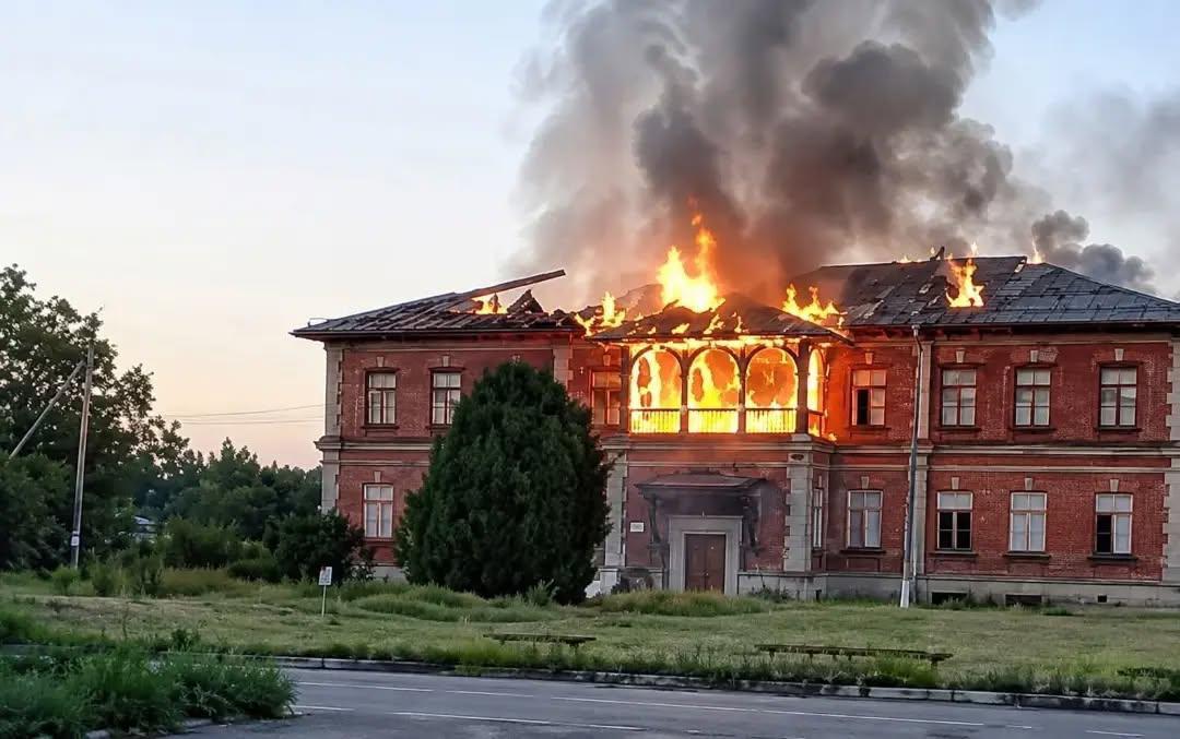 Росіяни зруйнували історичну садибу 19 ст на Запоріжжі