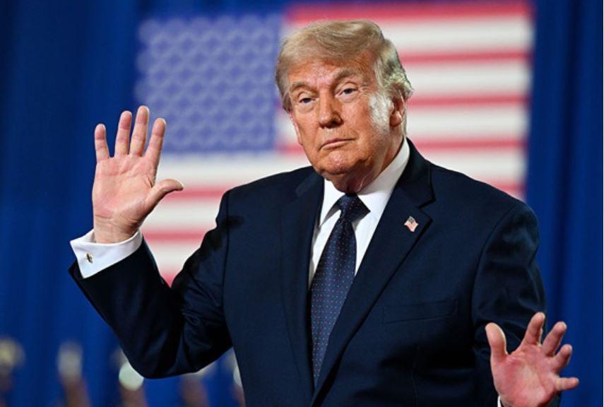 Під добровільним наглядом: Трамп підписав пом’якшений указ щодо ШІ