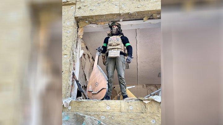 Військовий врятував у Слов’янську півстолітню бандуру
