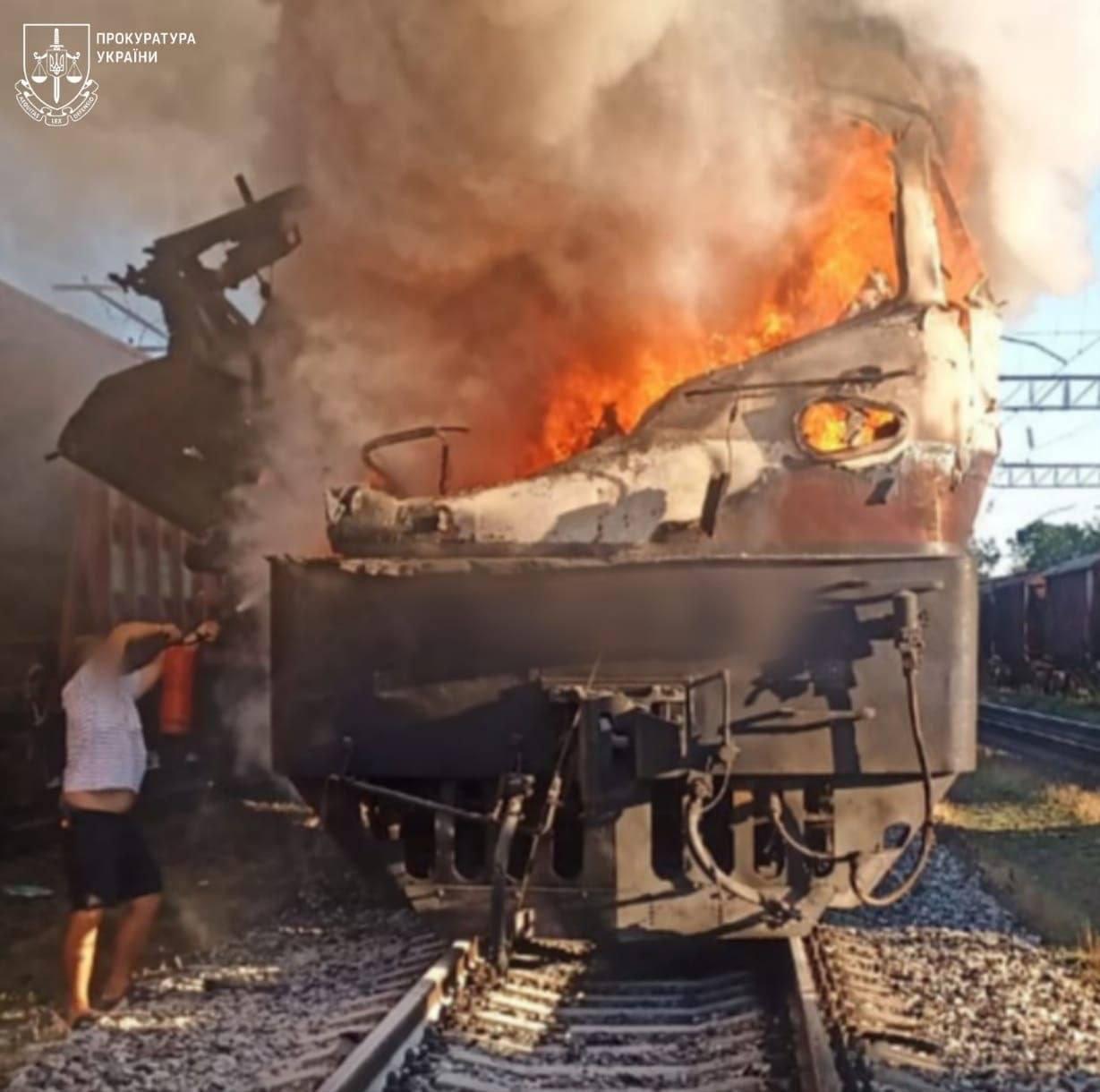 Шахед поцілив у пасажирський поїзд на Одещині: загинули машиністи