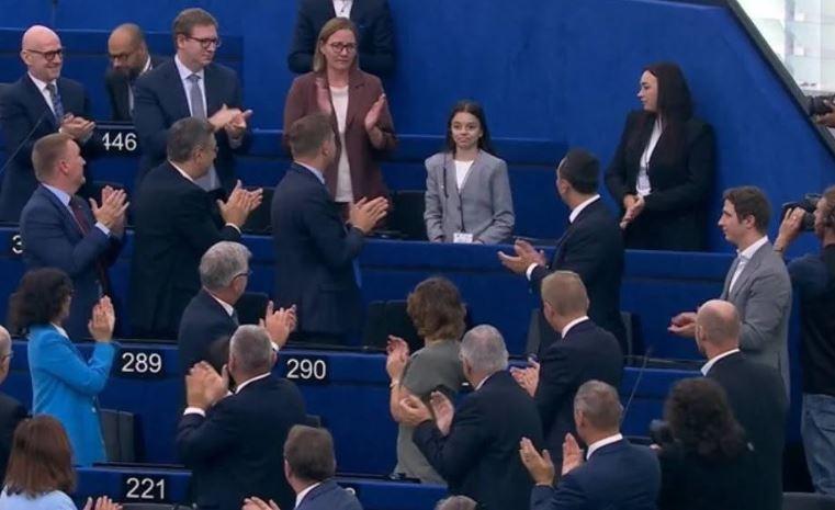 Президентка Єврокомісії назвала українську гімнастку Сашу Паскаль прикладом незламності