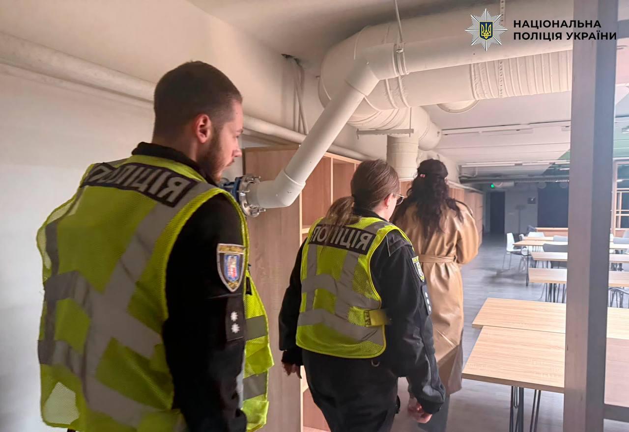 Поліція перевіряє інформацію щодо недопущення студентів до укриття під час тривоги