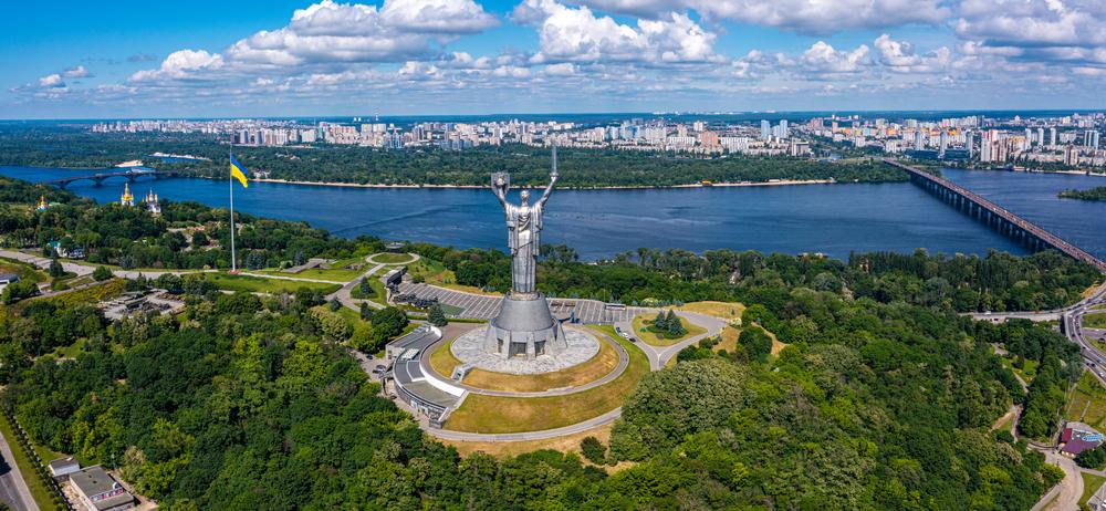 1 жовтня у Києві курсуватиме автобус від Нацмузею історії у Другій світовій війні до «Батьківщини-Матері»