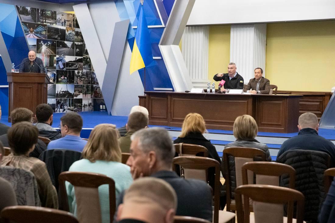 Кличко пояснив, чому у Києві досі немає мобільних укриттів