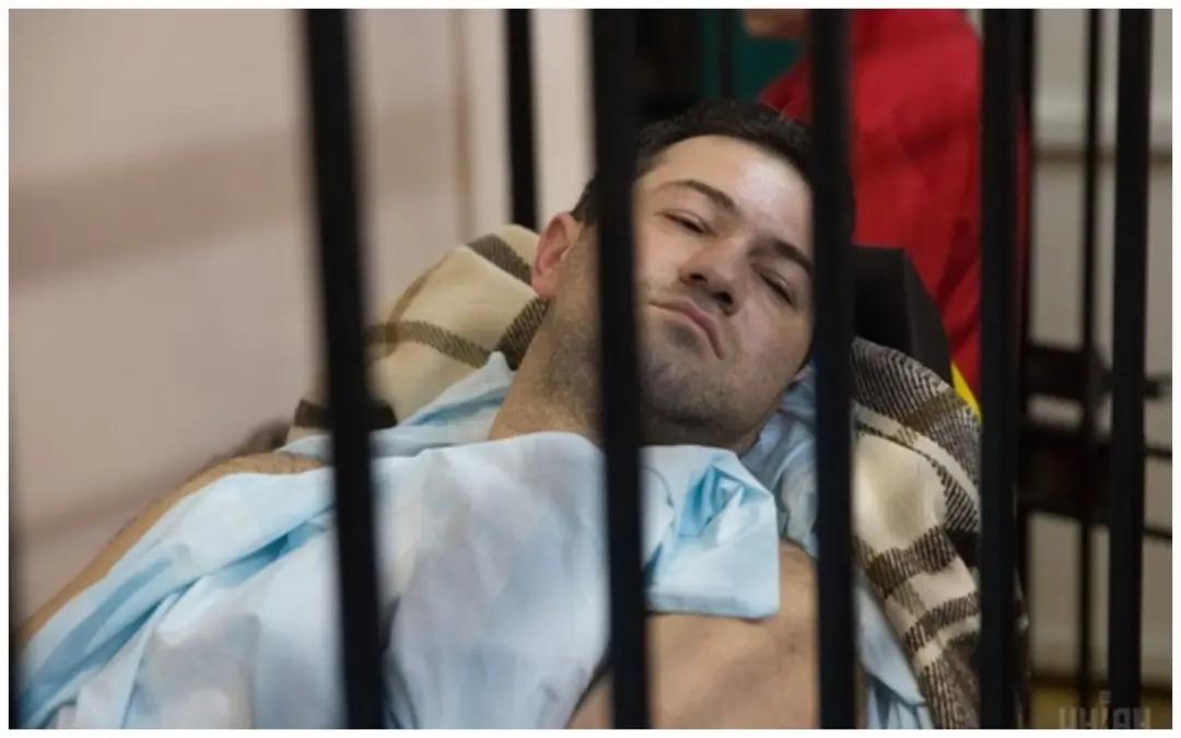 Роман Насіров