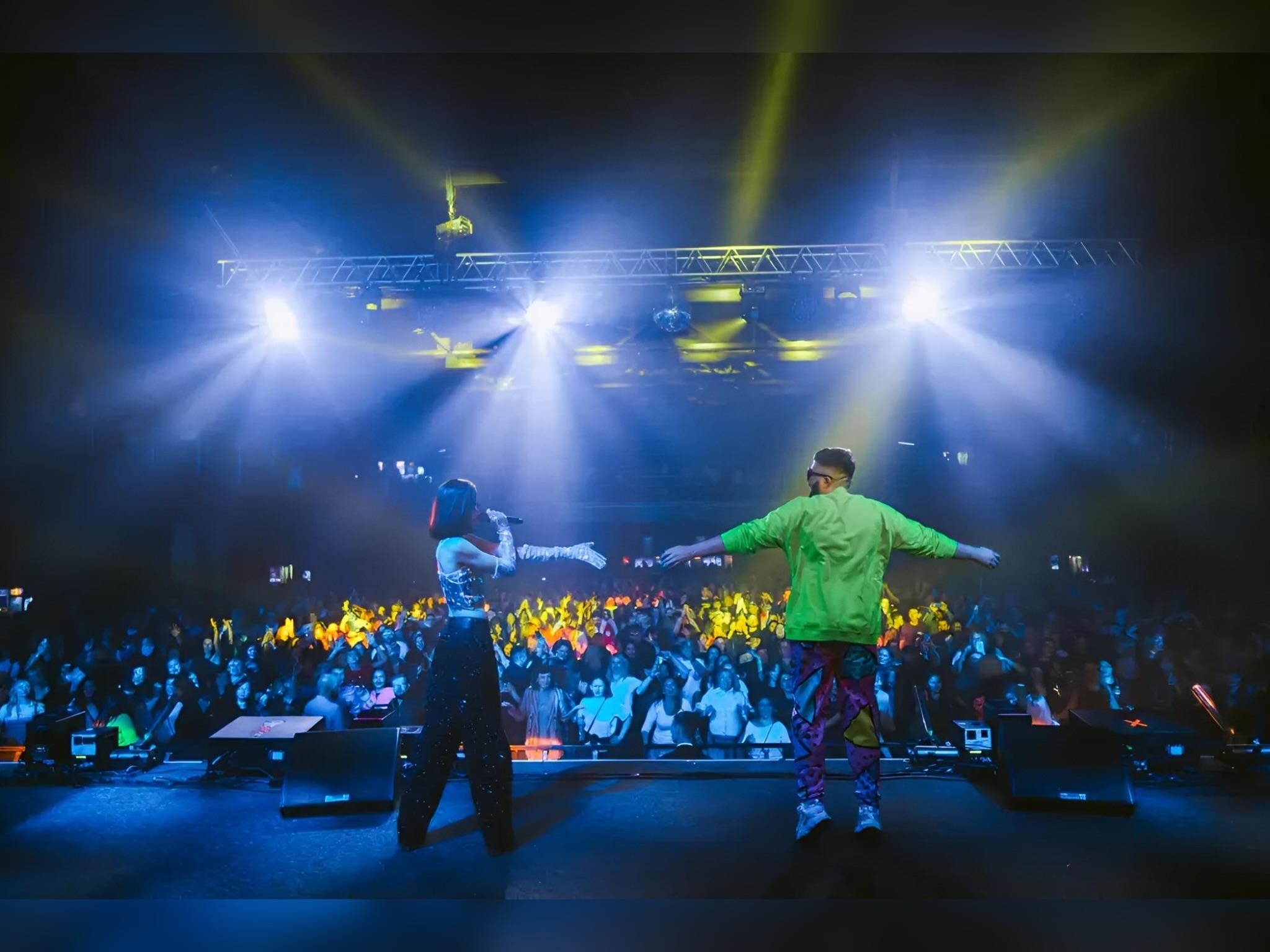 Танці та драйв: легендарна вечірка хітів 80-х, 90-х та 2000-х – IT’S MY LIFE